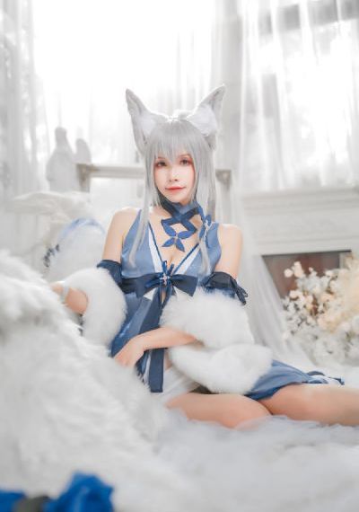 狠狠亚洲婷婷综合色香_DVD完整在线观看