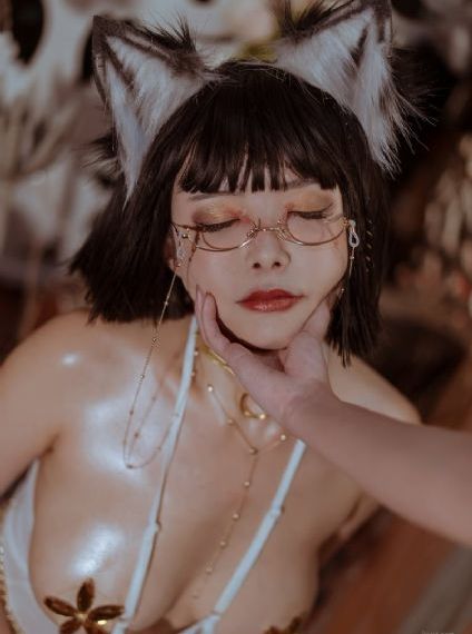 小龙女淫记激情短篇_1080超清免费观看