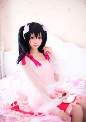 粉嫩在线_欧美成人在线