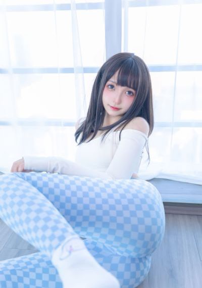日韩一区二紧身裤_蓝光高清完整版播放