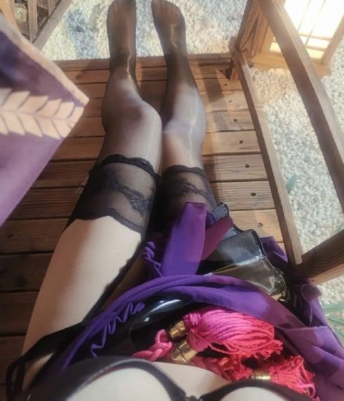 被粗大的吊猛烈进入在线观看_高清手机在线观看