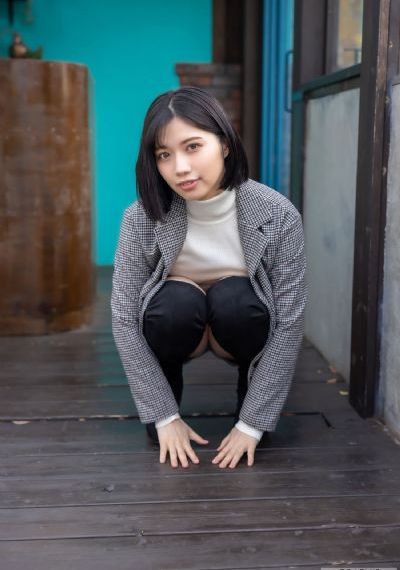 97碰碰人人妻_高清免费在线播放