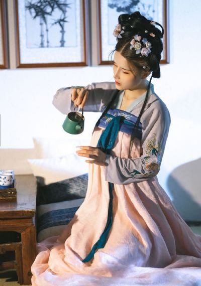 欧美AV人人妻AV人人爽电影_超清免费电视剧