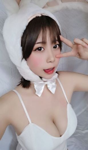 在线精品免费_成人在线观看免费