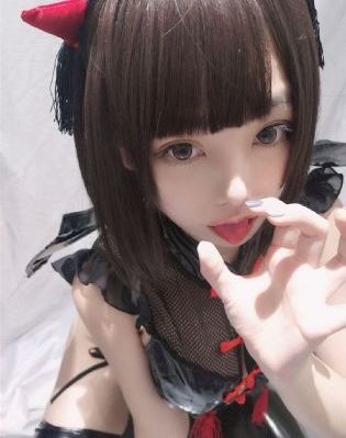 91久久精_JVID性感写真