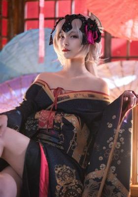 岛国美女全棵写真视频在线观看_短视频完整无删减版